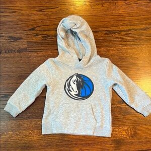 Kids Gray Hoodie with Dallas Mavericks Emblem